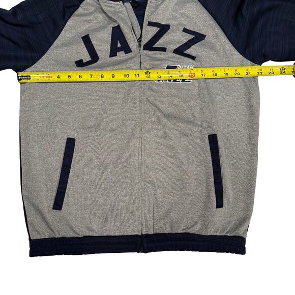 Utah Jazz Basketball Hoodie | Men's L | Sports by Carl Banks - Picture 5 of 7